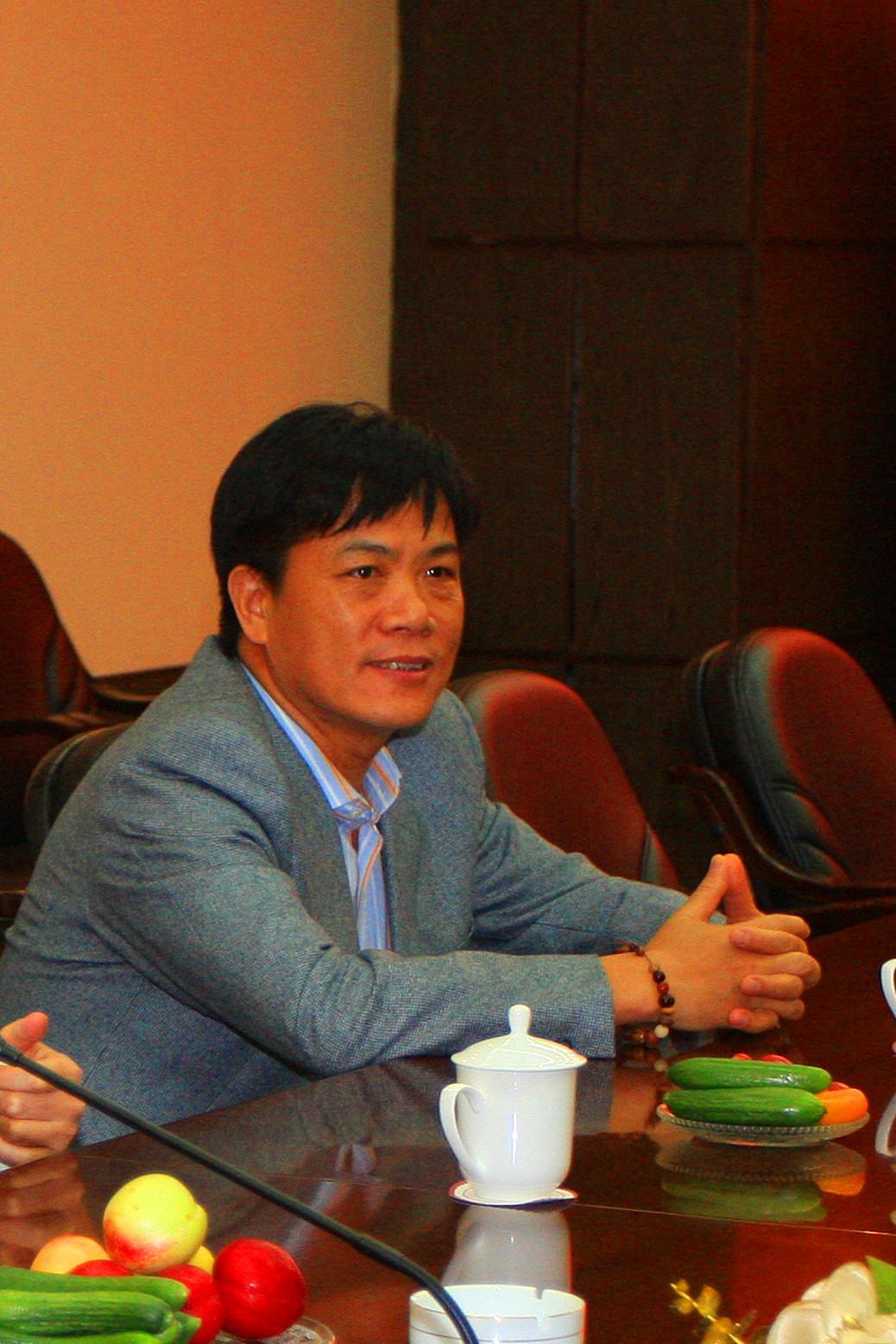 郭加迪董事長參加三迪小學交接簽字儀式 必選.JPG